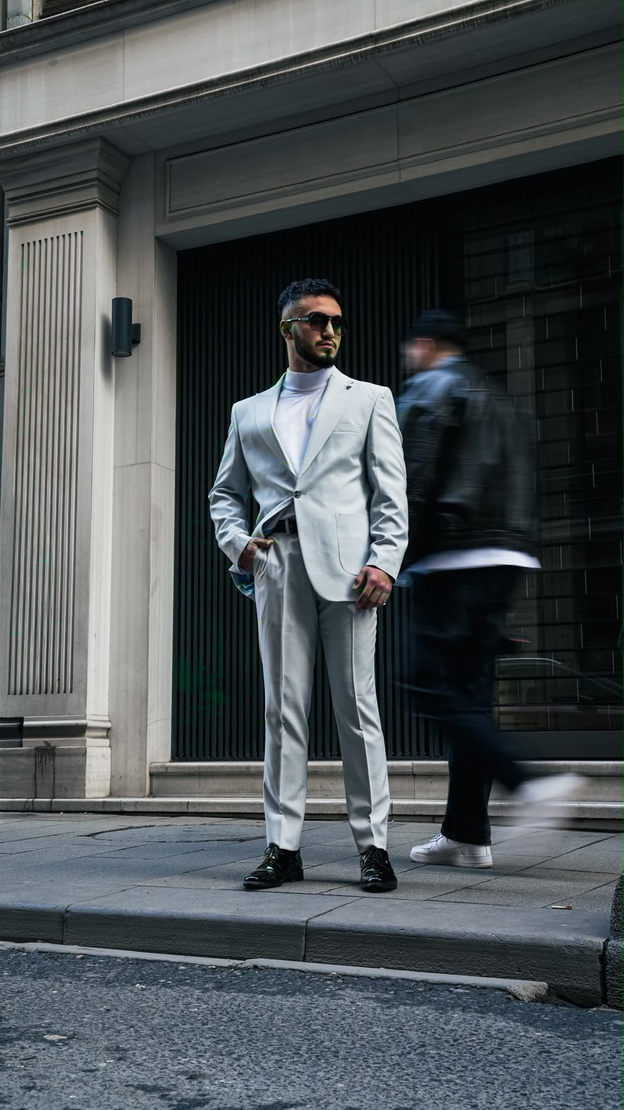 Dupont Slim Fit Kırlangıç Yaka Torba Cep Takım Elbise