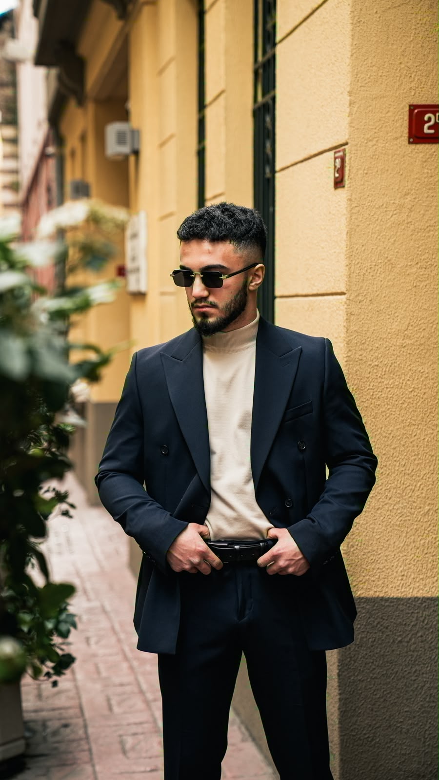 Dupont Slim Fit Sivri Yaka Kruvaze Takım Elbise