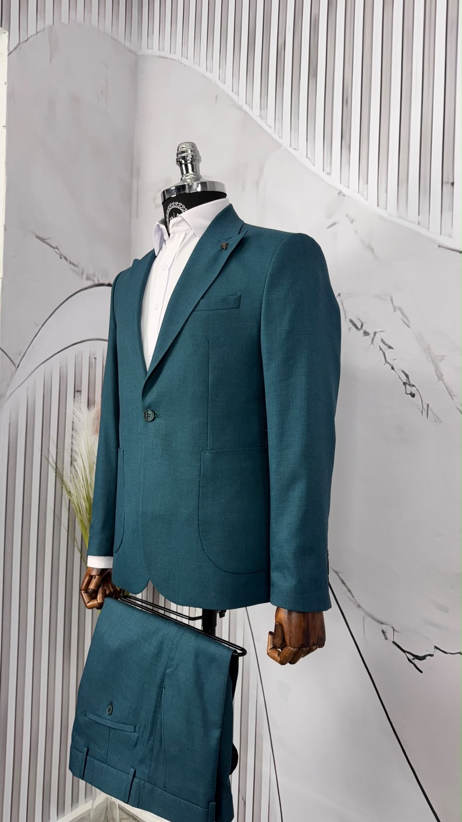 Dupont Slim Fit Kırlangıç Yaka Torba Cep Takım Elbise