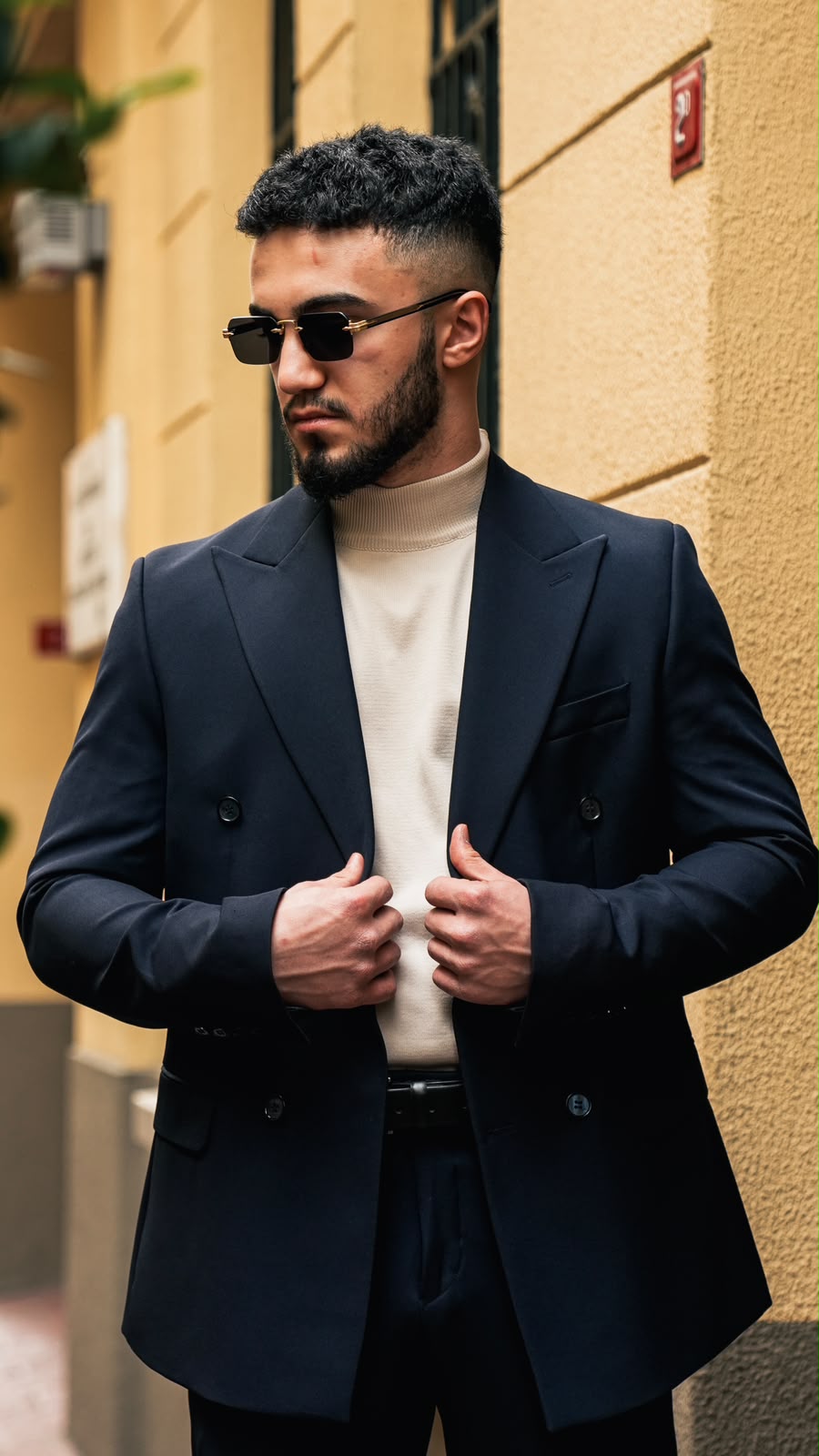 Dupont Slim Fit Sivri Yaka Kruvaze Takım Elbise