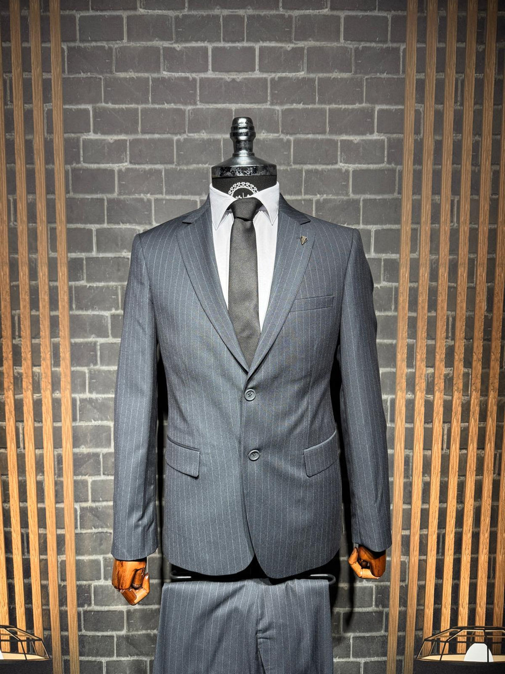 Dupont Slim Fit Çizgili Erkek Takım Elbise - Mono Yaka Çift Düğme